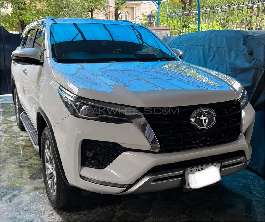 Toyota Fortuner 2022 for Sale in Lahore Image-1