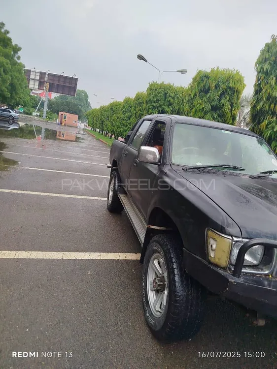 Toyota Hilux 1984 for Sale in Lahore Image-1