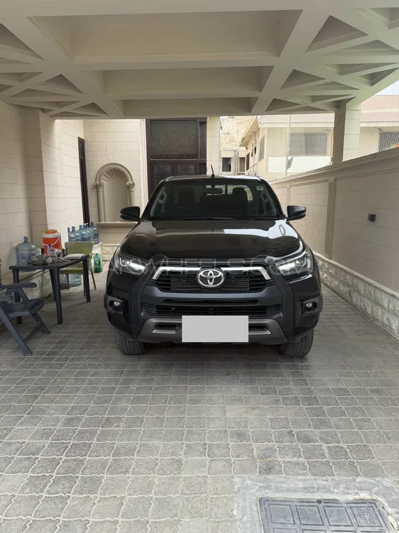 Toyota Hilux 2023 for Sale in Karachi Image-1