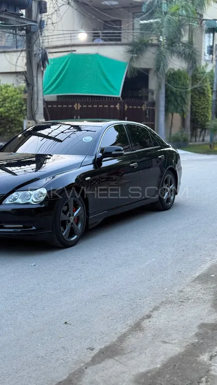 Toyota Mark X 2004 for Sale in Lahore Toyota Mark X 2004 for Sale in Lahore Image-2