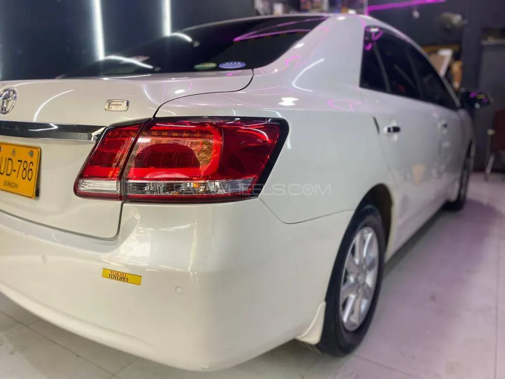 Toyota Premio 2018 for Sale in Islamabad Image-1