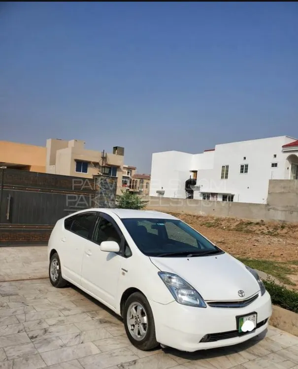 Toyota Prius 2013 for Sale in Faisalabad Image-1