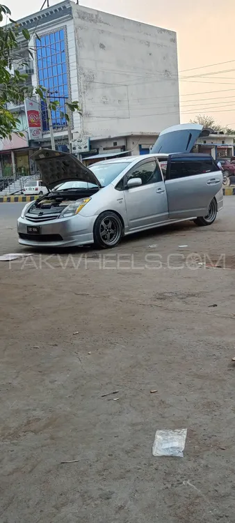 Toyota Prius 2007 for Sale in Kotla arab ali khan Image-1