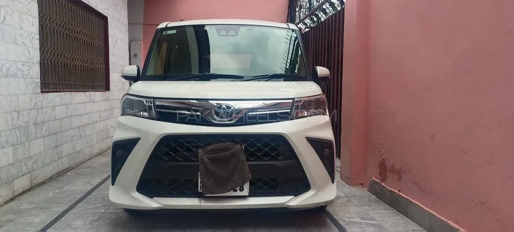 Toyota Roomy 2022 for Sale in Sialkot Image-1