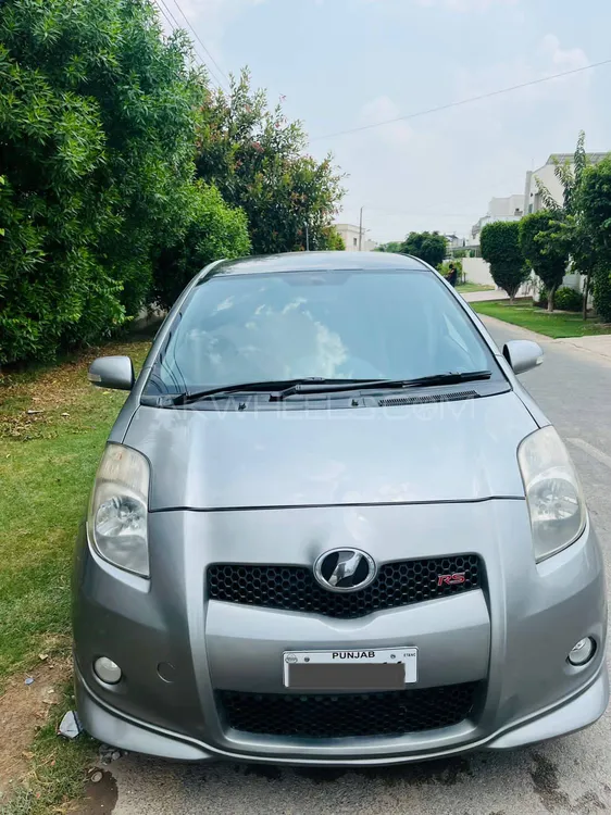 Toyota Vitz 2008 for Sale in Multan Image-1