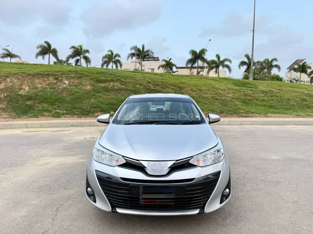 Toyota Yaris Sedan 2020 for Sale in Karachi Image-1