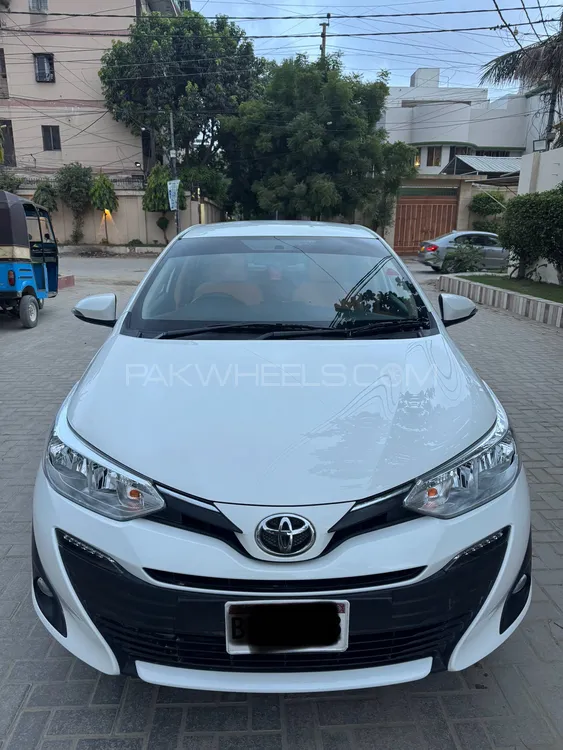 Toyota Yaris Sedan 2022 for Sale in Karachi Image-1