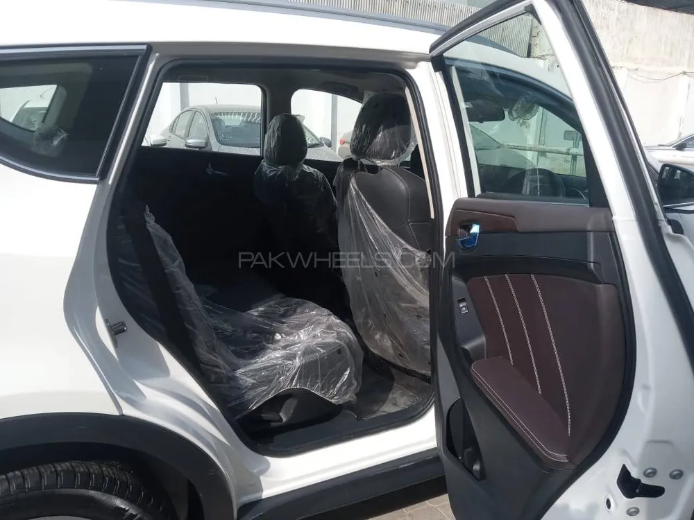 DFSK Glory 580 2025 for Sale in Islamabad DFSK Glory 580 2025 for Sale in Islamabad Image-10