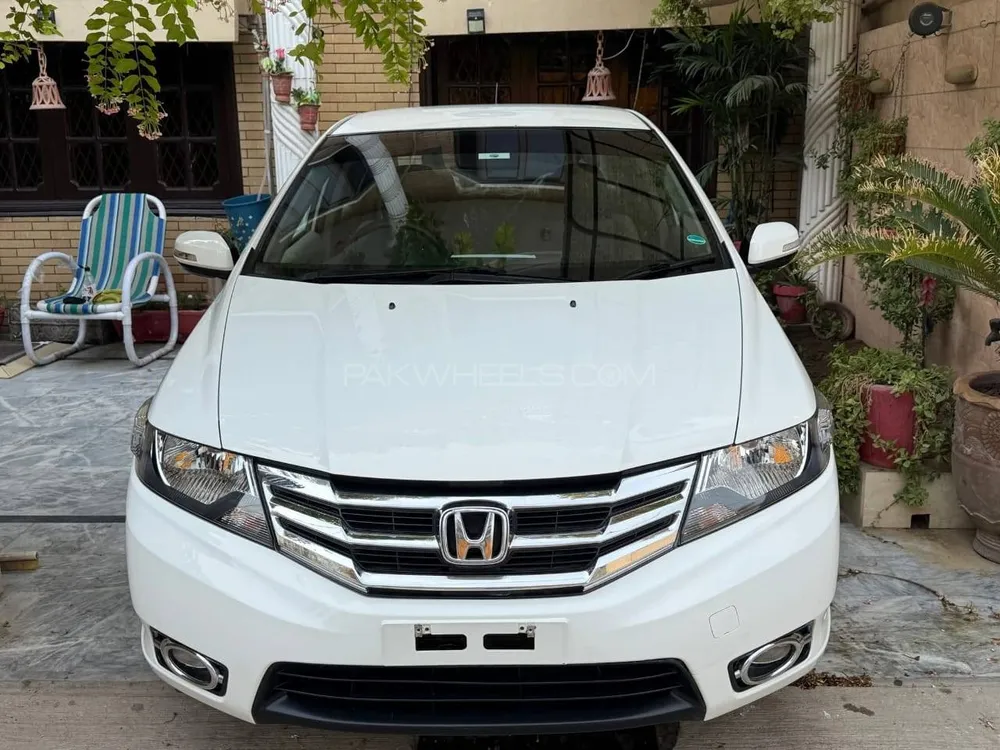 Honda City 2015 for Sale in Islamabad Image-1