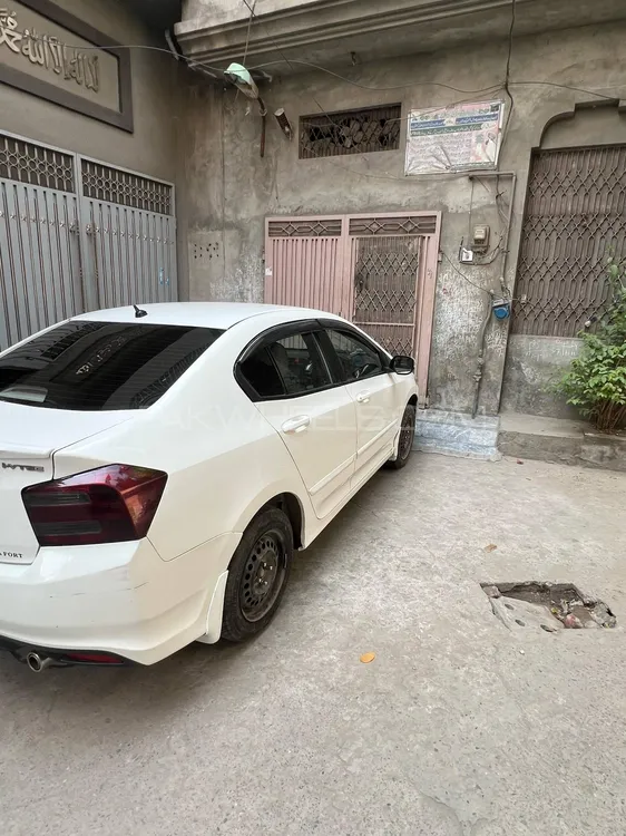 Honda City 2018 for Sale in Lahore Image-1
