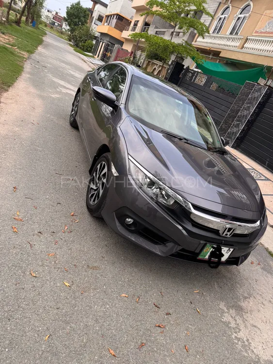 Honda Civic 2017 for Sale in Lahore Image-1