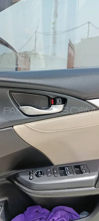 Honda Civic 2017 for Sale in Islamabad Image-1