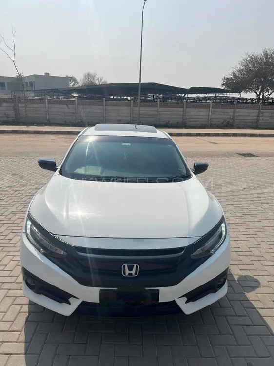 Honda Civic 2016 for Sale in Multan Image-1