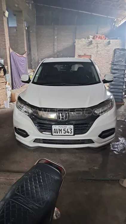 Honda Vezel 2020 for Sale in Gujranwala Image-1