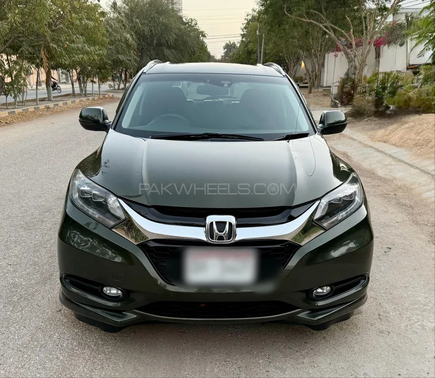 Honda Vezel 2014 for Sale in Karachi Image-1
