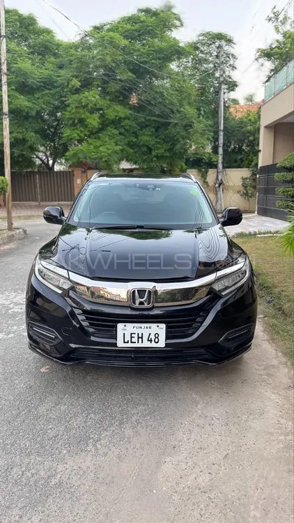 Honda Vezel 2014 for Sale in Lahore Image-1