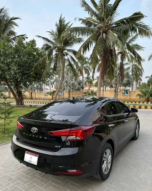 Hyundai Elantra 2021 for Sale in Karachi Image-1
