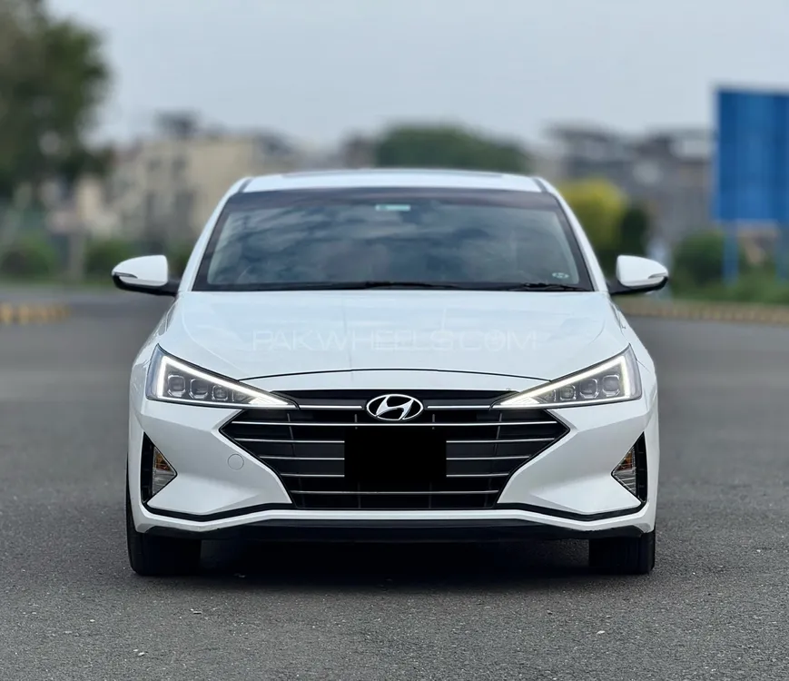 Hyundai Elantra 2024 for Sale in Lahore Image-1