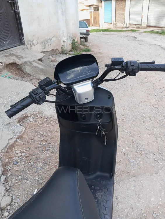میٹرو E8S pro 2024 for Sale Image-1