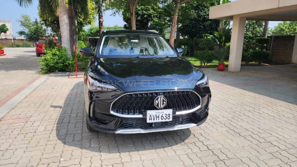 MG HS 2025 for Sale in Sialkot Image-1