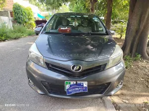 Toyota Vitz F 1.0 2011 for Sale