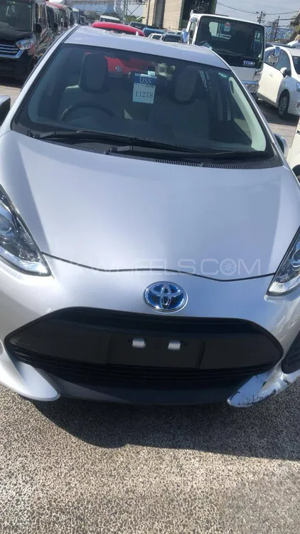 Toyota Aqua 2018 for Sale in Sialkot Image-1
