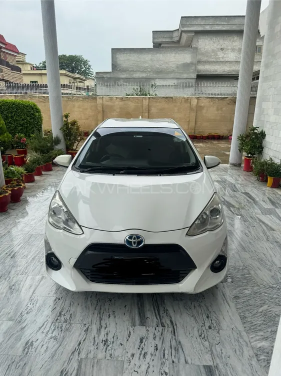 Toyota Aqua 2015 for Sale in Islamabad Image-1