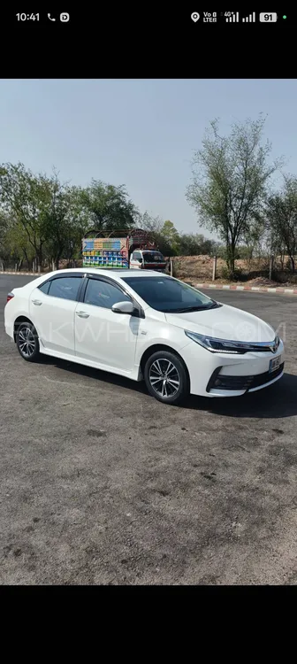 Toyota Corolla 2019 for Sale in Islamabad Image-1