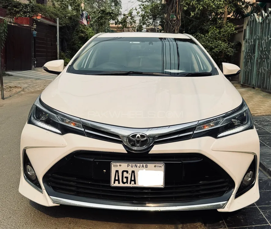 Toyota Corolla 2021 for Sale in Lahore Image-1