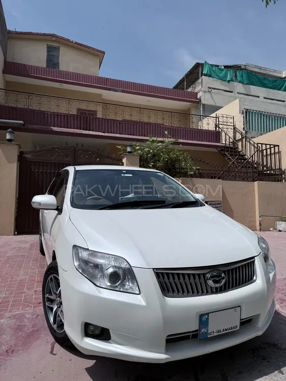 Toyota Corolla Axio 2007 for Sale in Islamabad Image-1
