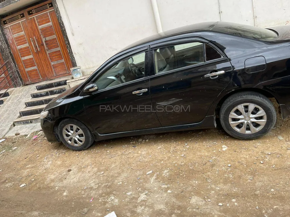 Toyota Corolla 2012 for Sale in Karachi Image-1