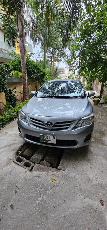 Toyota Corolla 2013 for Sale in Islamabad Image-1
