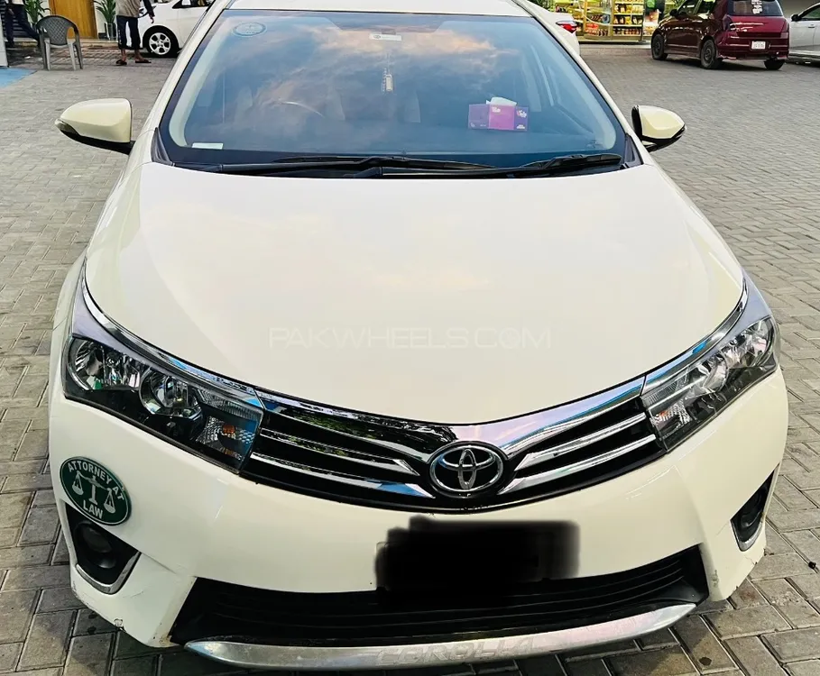 Toyota Corolla 2015 for Sale in Sialkot Image-1