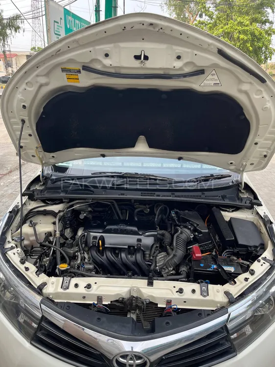 Toyota Corolla 2016 for Sale in Shahdara Image-1