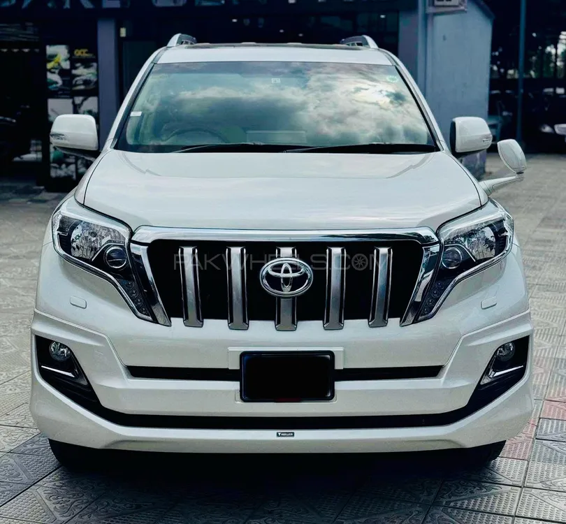 Toyota Prado 2017 for Sale in Islamabad Image-1