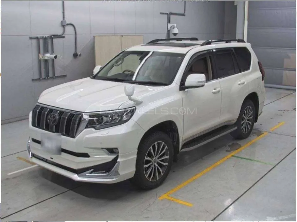 Toyota Prado 2020 for Sale in Karachi Image-1