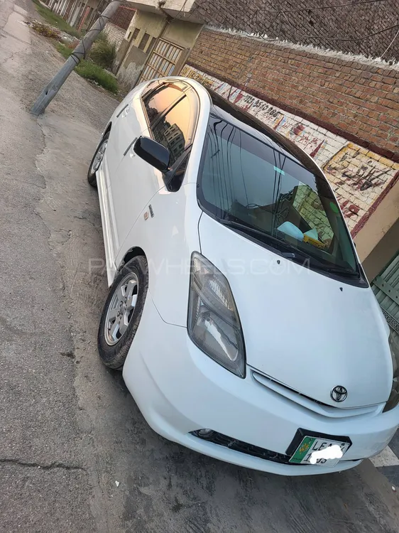 ٹویوٹا پریوس 2010 for Sale in پشاور Image-1