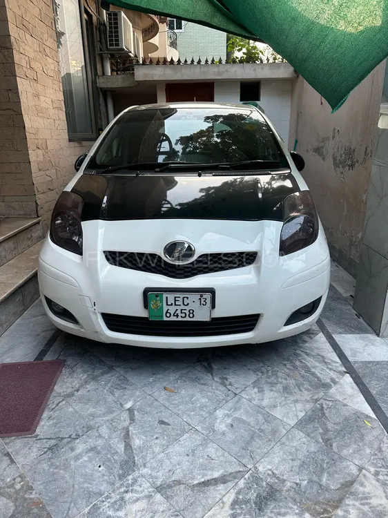 Toyota Vitz 2009 for Sale in Gujranwala Image-1