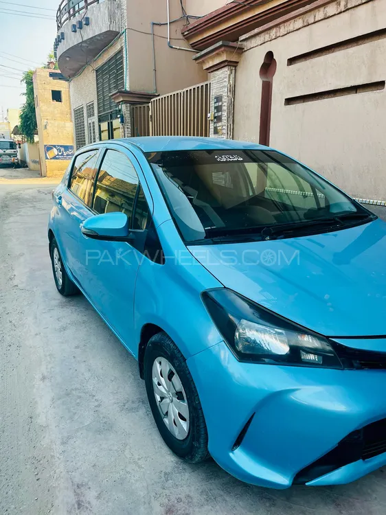 Toyota Vitz 2014 for Sale in Multan Image-1