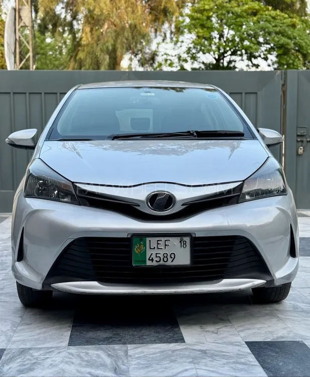Toyota Vitz 2014 for Sale in Lahore Image-1