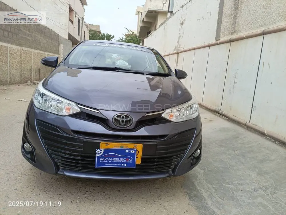 Toyota Yaris Sedan 2021 for Sale in Karachi Image-1