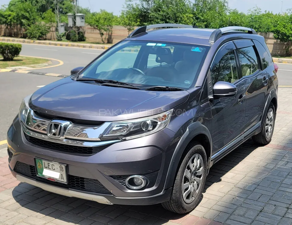 Honda BR-V 2017 for Sale in Lahore Image-1