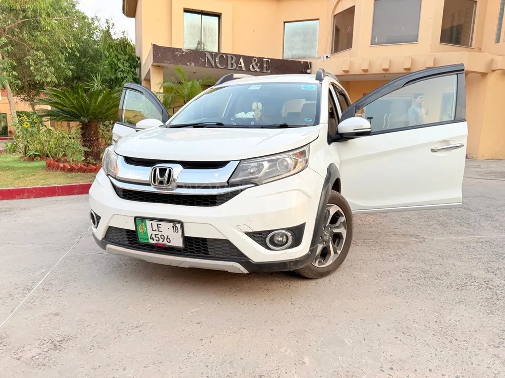 Honda BR-V 2017 for Sale in Lahore Image-1