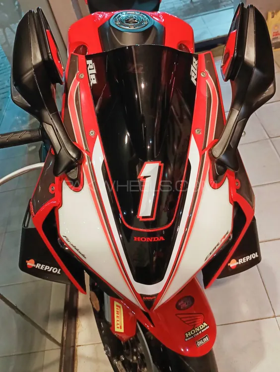 Honda CBR 1000RR 2017 for Sale Image-1