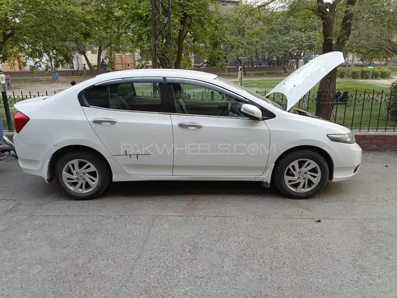 Honda City 2016 for Sale in Lahore Image-1