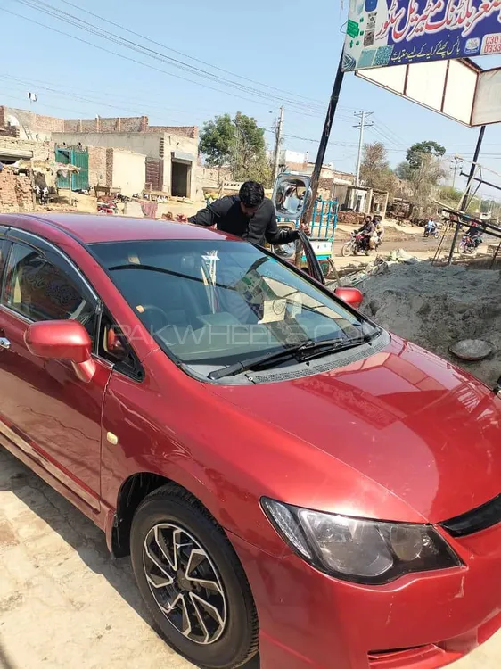 Honda Civic 2012 for Sale in Chichawatni Image-1