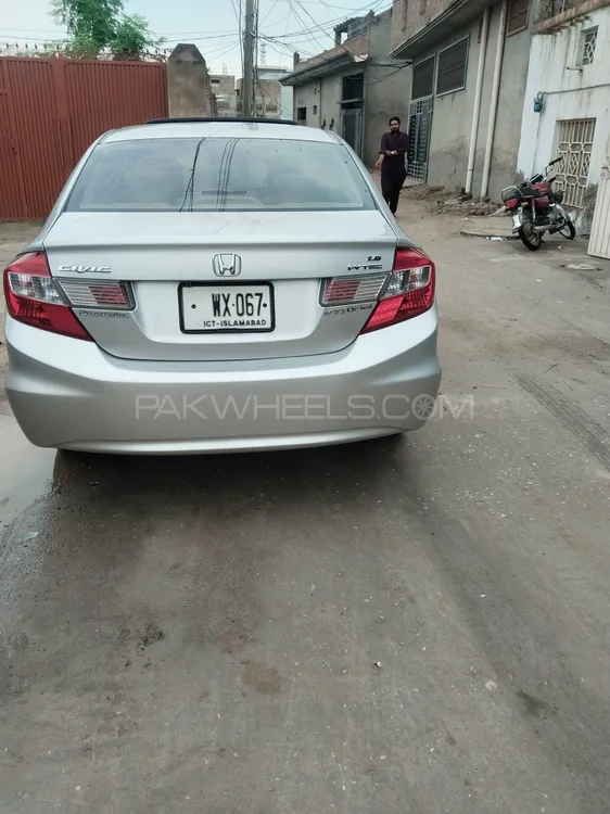 Honda Civic 2012 for Sale in Islamabad Image-1