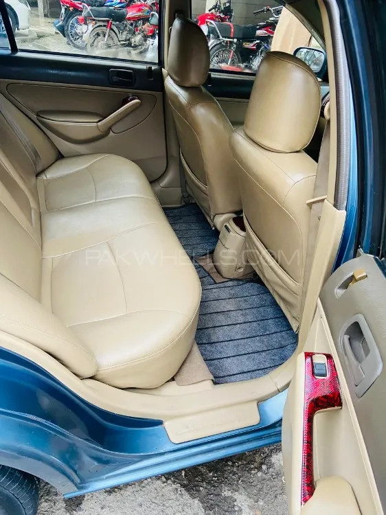 Honda Civic 2004 for Sale in Peshawar Image-1
