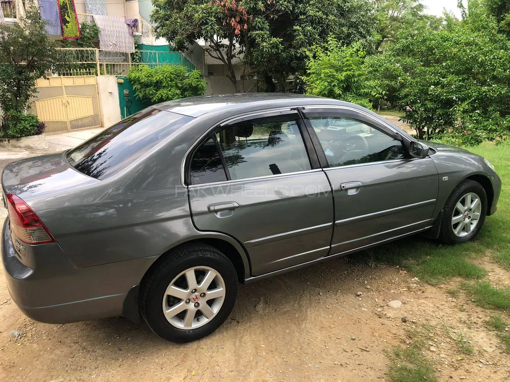 Honda Civic 2004 for Sale in Islamabad Image-1