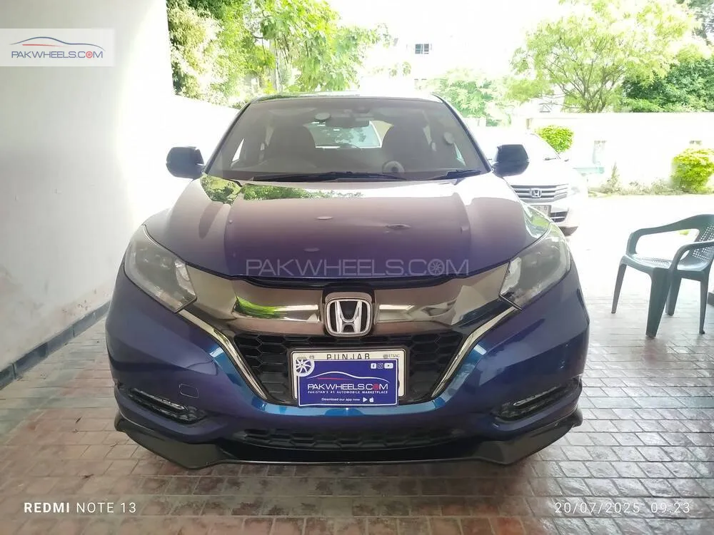 Honda Vezel 2016 for Sale in Lahore Image-1
